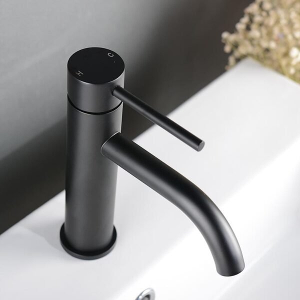 Brushed Rose Gold Bathroom Washbasin Faucet Deck Mounted Single Hole & Handle Cold And Hot Mixer Water Tap - Image 4